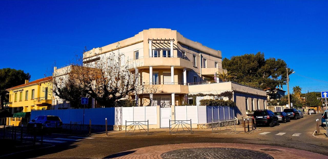 Appartement Vue Mer Avec Parking Ferme La Ciotat Luaran gambar